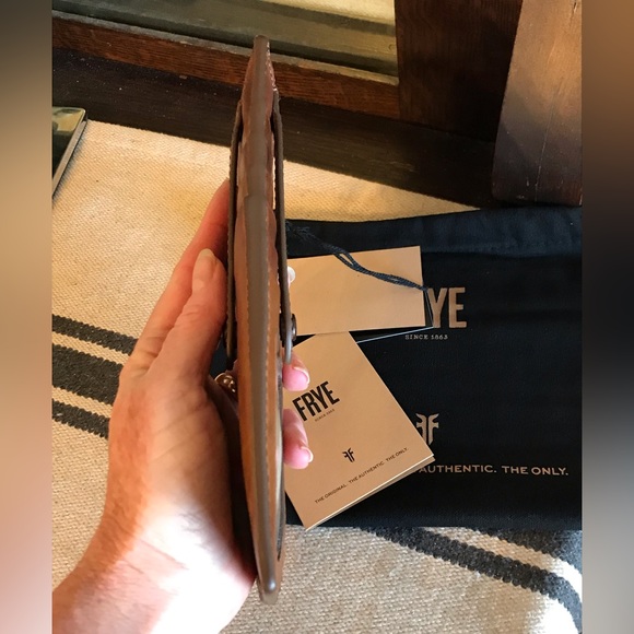 NWT Frye Melissa Leather Snap Card Wallet Cognac Brown Retail $98 - Picture 8 of 12